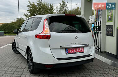 Минивэн Renault Grand Scenic 2012 в 