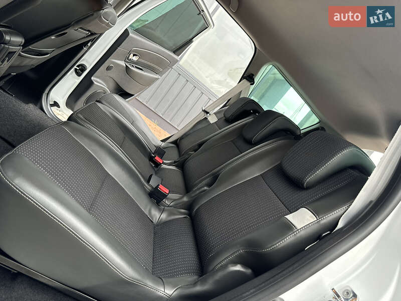 Мінівен Renault Grand Scenic 2012 в Дрогобичі
