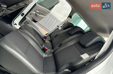 Минивэн Renault Grand Scenic 2012 в 