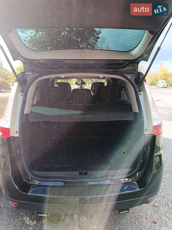 Мінівен Renault Grand Scenic 2013 в Запоріжжі фото 57 Мінівен Renault Grand Scenic 2013 в Запоріжжі