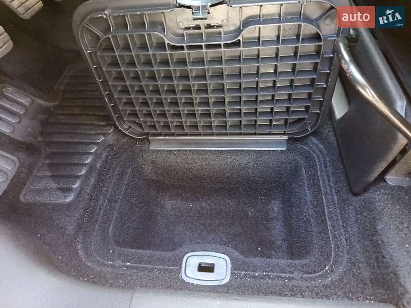 Мінівен Renault Grand Scenic 2013 в Запоріжжі фото 66 Мінівен Renault Grand Scenic 2013 в Запоріжжі