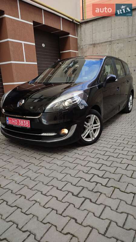 Renault Grand Scenic 2012