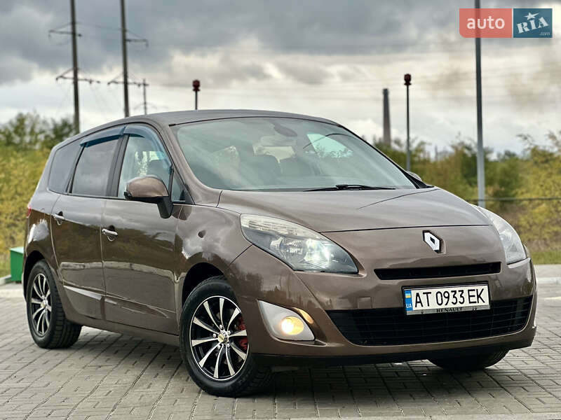 Мінівен Renault Grand Scenic 2011 в Кропивницькому