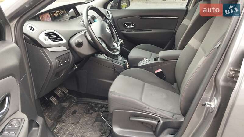 Минивэн Renault Grand Scenic 2013 в Львове