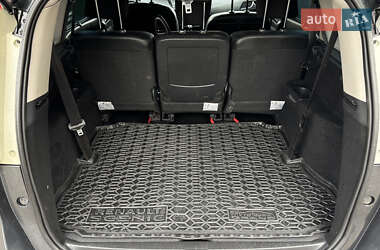 Минивэн Renault Grand Scenic 2011 в 