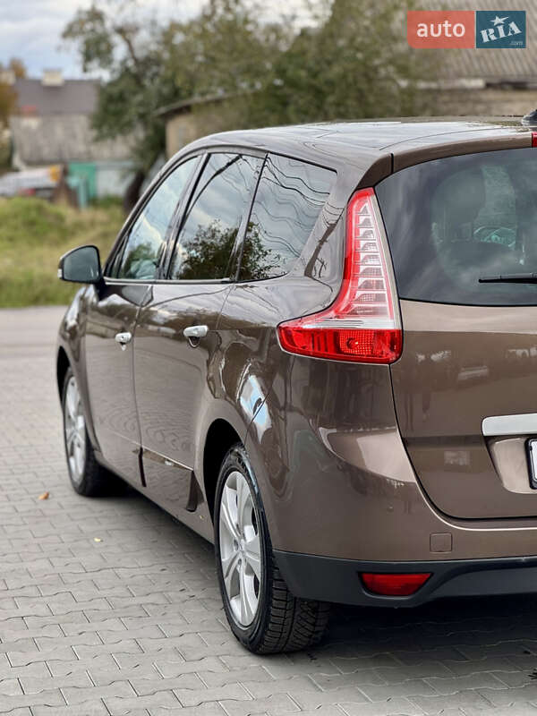 Минивэн Renault Grand Scenic 2010 в Виннице