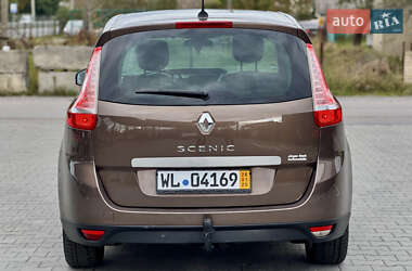 Минивэн Renault Grand Scenic 2010 в 