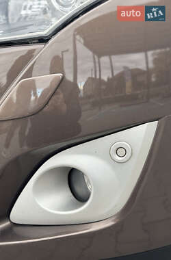 Минивэн Renault Grand Scenic 2010 в 