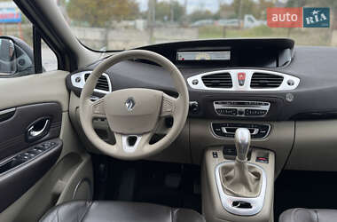 Минивэн Renault Grand Scenic 2010 в 