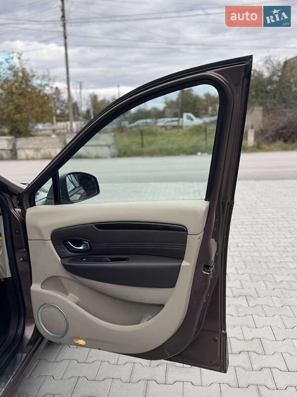 Минивэн Renault Grand Scenic 2010 в Виннице