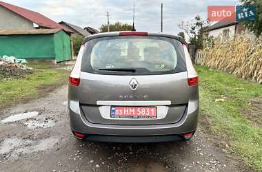 Мінівен Renault Grand Scenic 2013 в 