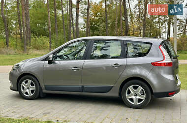 Минивэн Renault Grand Scenic 2013 в 