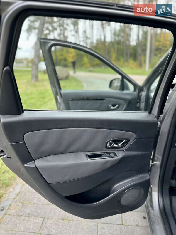 Минивэн Renault Grand Scenic 2013 в Житомире