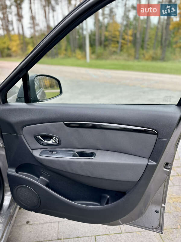 Минивэн Renault Grand Scenic 2013 в Житомире