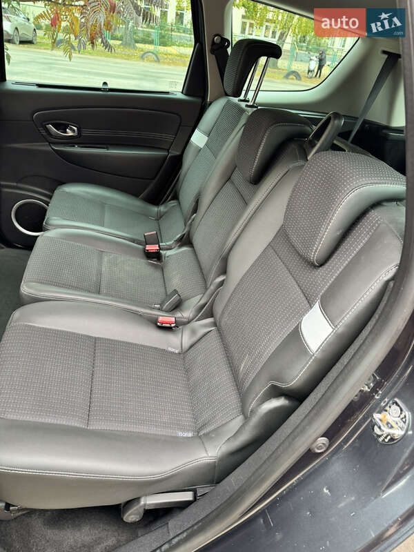 Минивэн Renault Grand Scenic 2011 в Котельве