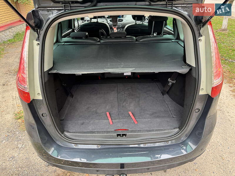 Минивэн Renault Grand Scenic 2011 в Котельве