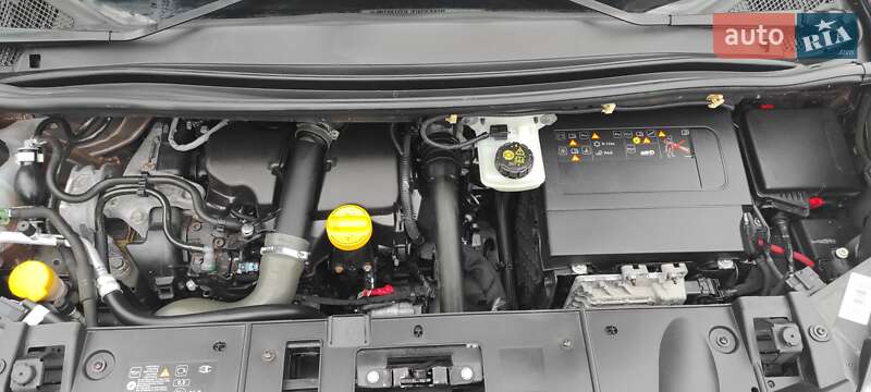 Минивэн Renault Grand Scenic 2016 в Дубно