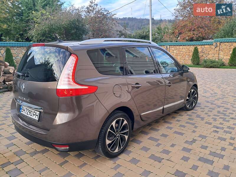 Минивэн Renault Grand Scenic 2013 в Могилев-Подольске