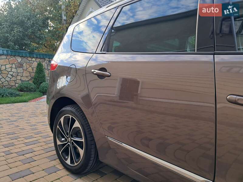 Минивэн Renault Grand Scenic 2013 в Могилев-Подольске