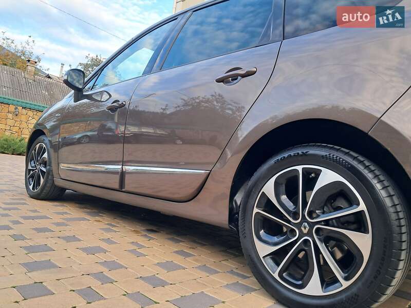 Минивэн Renault Grand Scenic 2013 в Могилев-Подольске