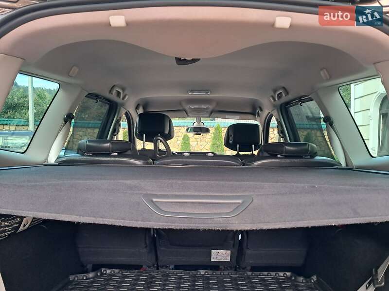 Минивэн Renault Grand Scenic 2013 в Могилев-Подольске