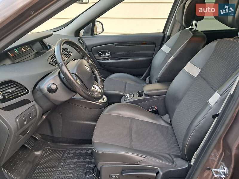 Минивэн Renault Grand Scenic 2013 в Могилев-Подольске
