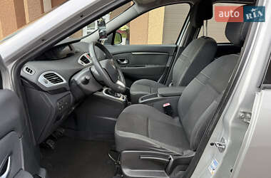 Минивэн Renault Grand Scenic 2010 в 