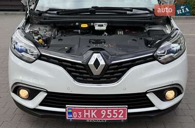 Минивэн Renault Grand Scenic 2017 в 