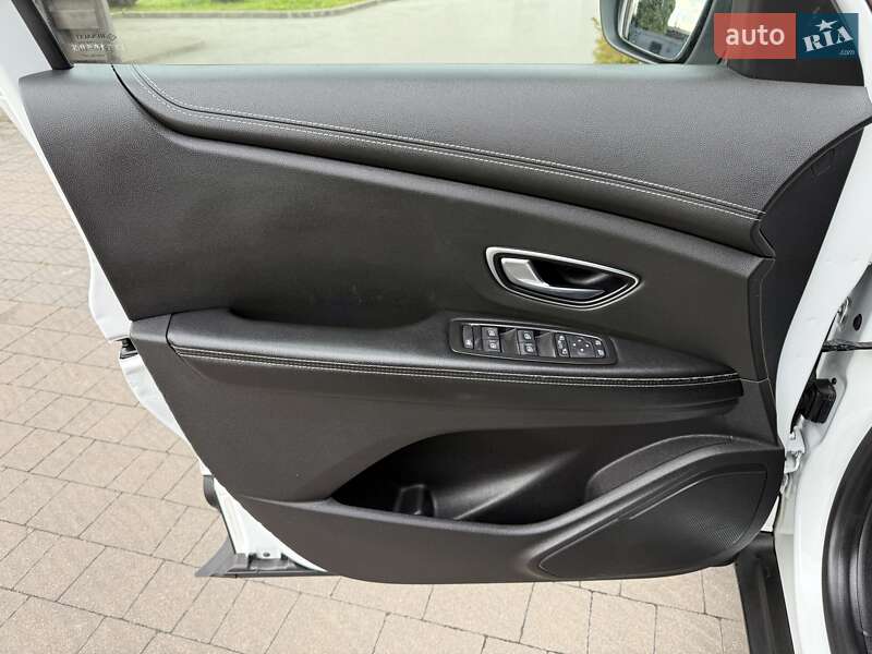 Минивэн Renault Grand Scenic 2017 в Стрые