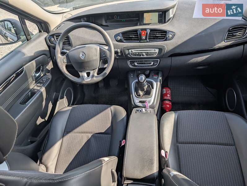 Мінівен Renault Grand Scenic 2011 в Рівному фото 38 Мінівен Renault Grand Scenic 2011 в Рівному