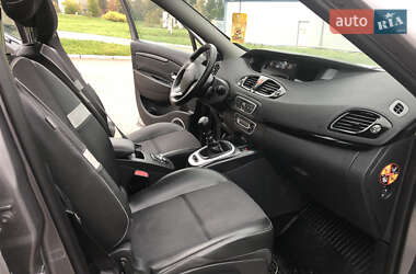 Мінівен Renault Grand Scenic 2012 в 