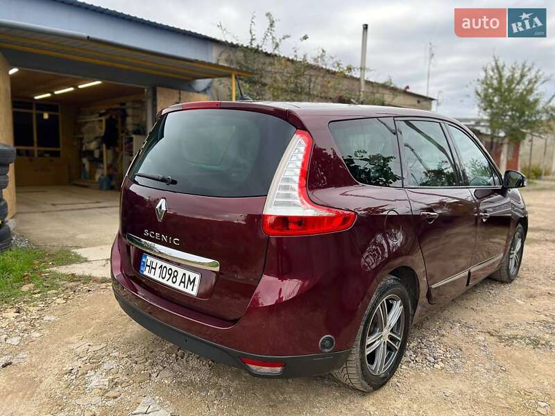 Минивэн Renault Grand Scenic 2012 в Великодолинском