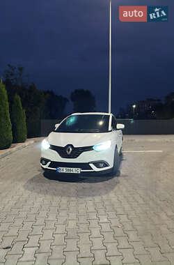 Минивэн Renault Grand Scenic 2017 в 