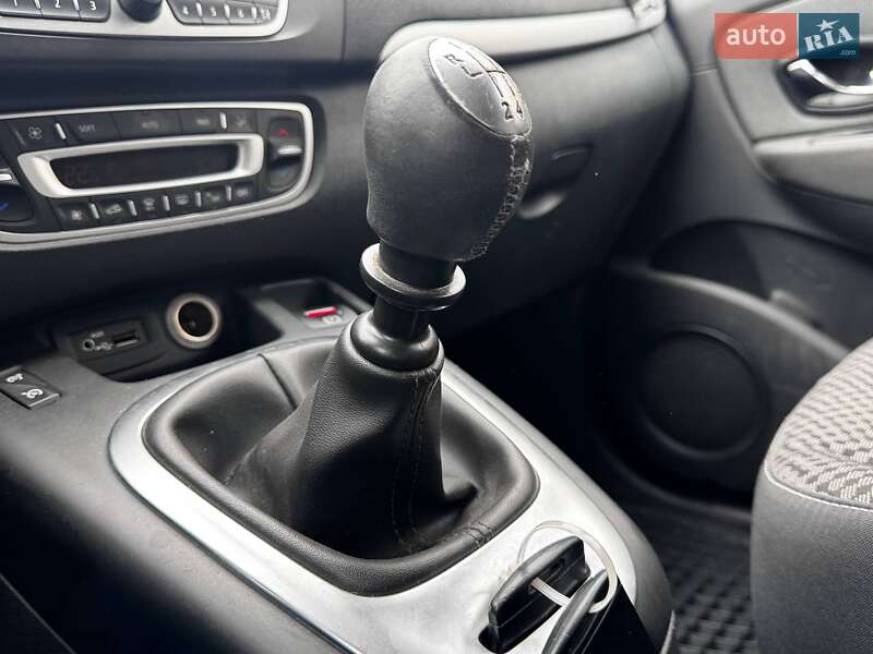 Мінівен Renault Grand Scenic 2011 в Дніпрі