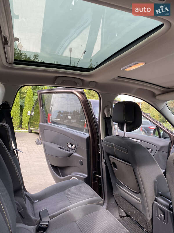 Минивэн Renault Grand Scenic 2010 в Ровно