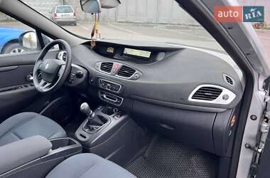 Минивэн Renault Grand Scenic 2009 в 