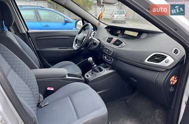 Минивэн Renault Grand Scenic 2009 в 
