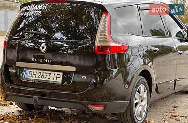 Минивэн Renault Grand Scenic 2011 в 