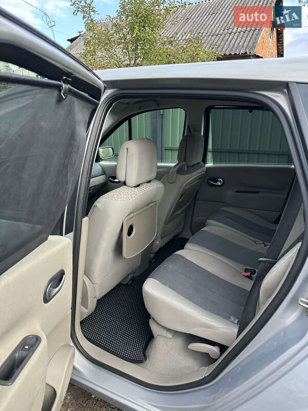 Минивэн Renault Grand Scenic 2005 в Житомире