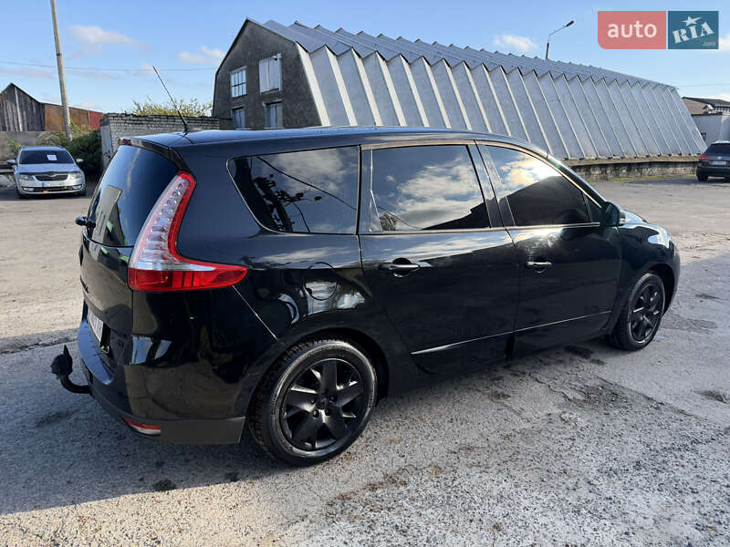 Минивэн Renault Grand Scenic 2011 в Дубровице