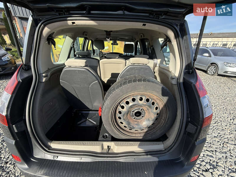 Минивэн Renault Grand Scenic 2005 в Стрые