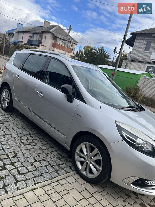 Минивэн Renault Grand Scenic 2015 в Вольногорске