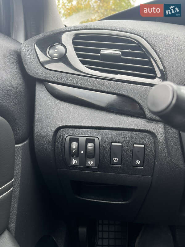 Минивэн Renault Grand Scenic 2015 в Вольногорске