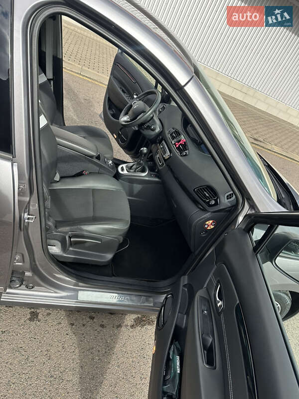 Минивэн Renault Grand Scenic 2013 в Ковеле фото 15 Минивэн Renault Grand Scenic 2013 в Ковеле