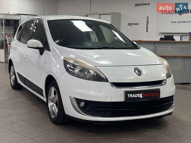 Renault Grand Scenic 2012