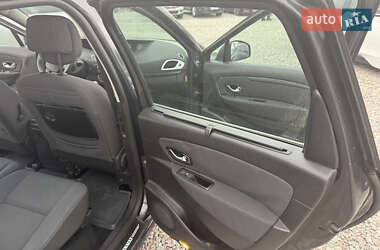 Минивэн Renault Grand Scenic 2010 в 