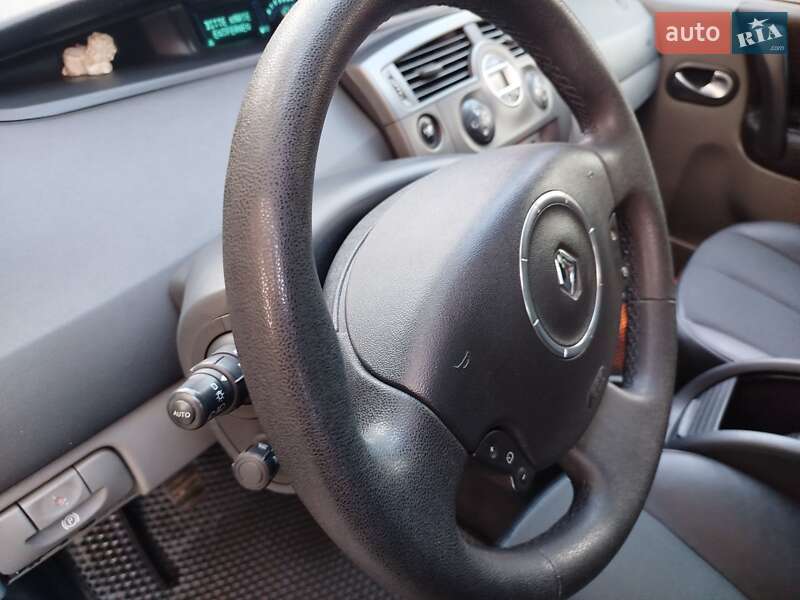 Минивэн Renault Grand Scenic 2006 в Черновцах фото 15 Минивэн Renault Grand Scenic 2006 в Черновцах