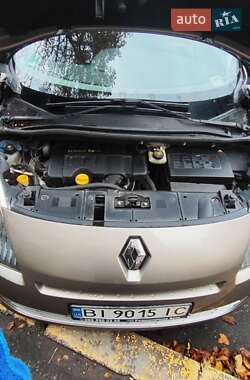 Минивэн Renault Grand Scenic 2009 в Полтаве