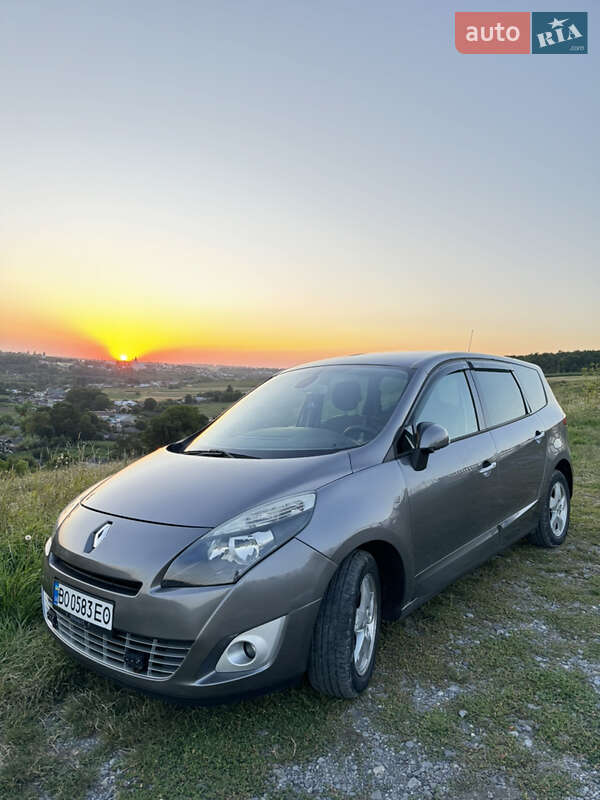 Минивэн Renault Grand Scenic 2011 в Теребовле