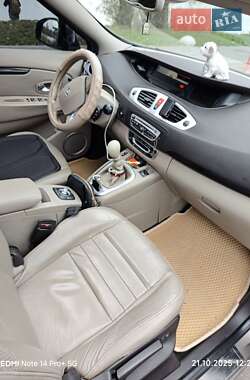 Минивэн Renault Grand Scenic 2010 в 